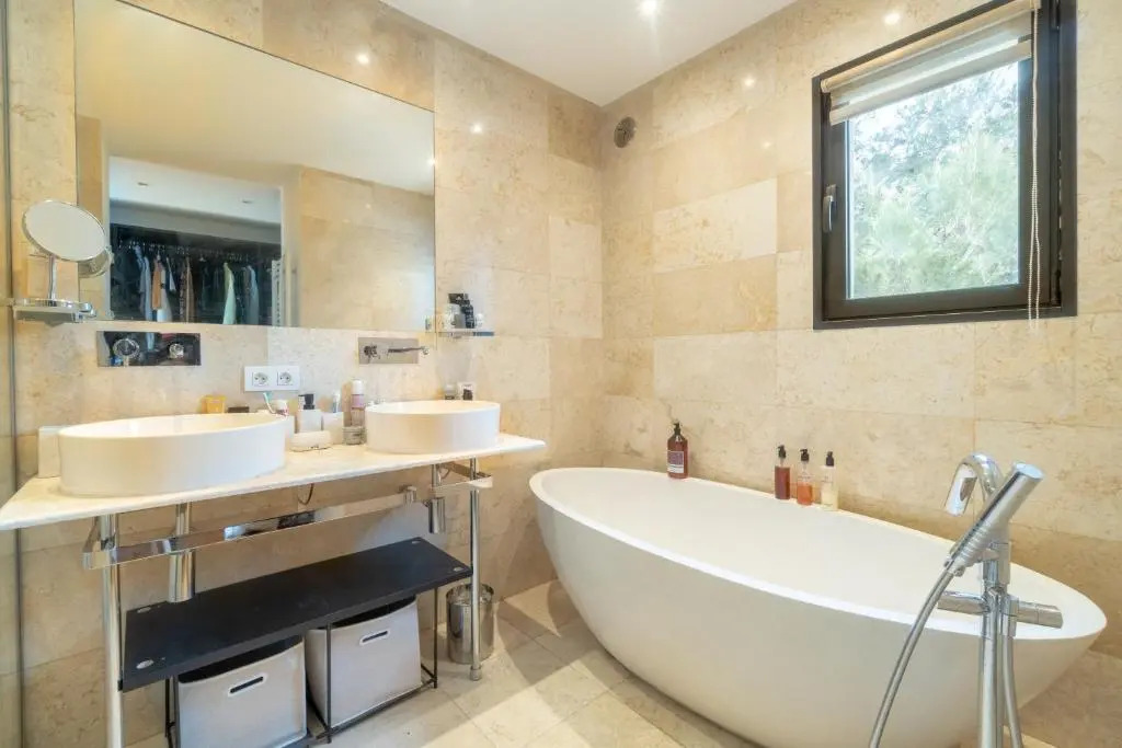 9m of center, Cannes high luxe Villa Mila 6bdrooms heated pool Sauna cinema fitness