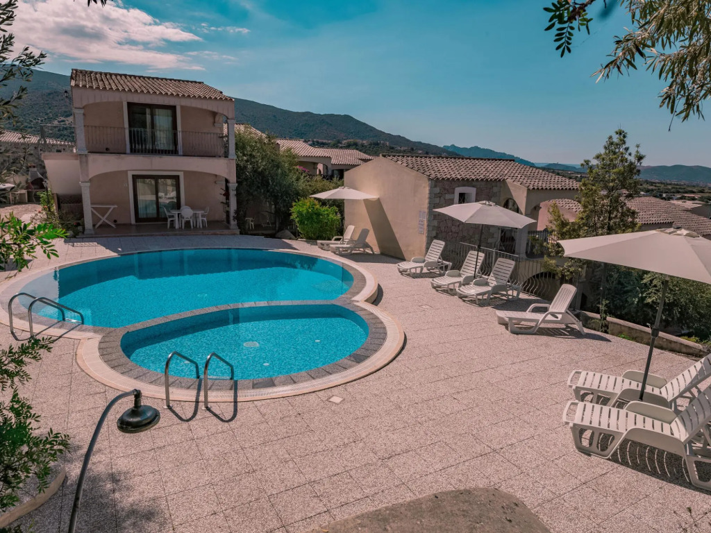 Apartment in Bageis with barbecue