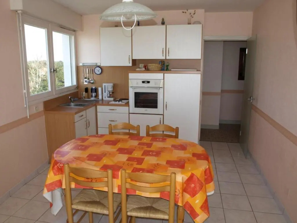 Appartement Saint-Jean-de-Monts, 2 pièces, 6 personnes - FR-1-323-28