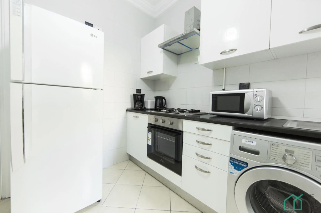 The Business Stay Spacious Well Located in Lac 2