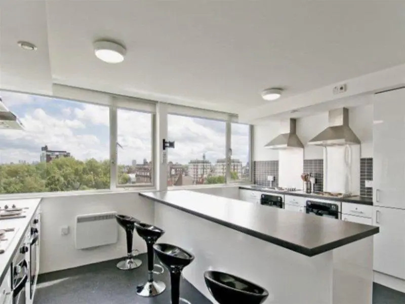 Mansion SW3