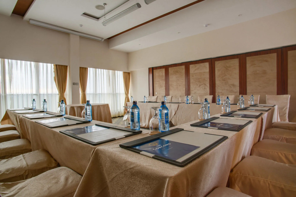 The Concord Hotel & Suites