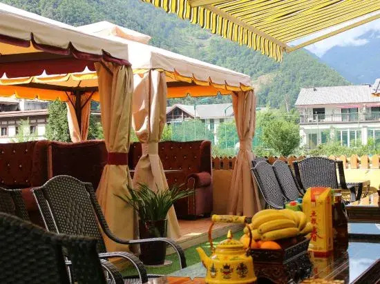 Hailuogou Yunyixiaoshe Homestay