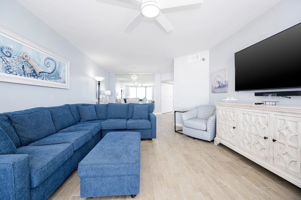 White Caps 804 3 Bedroom Condo by RedAwning