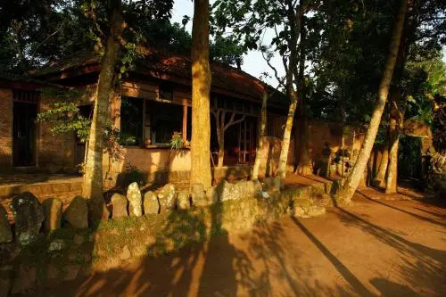 Eloprogo Art House