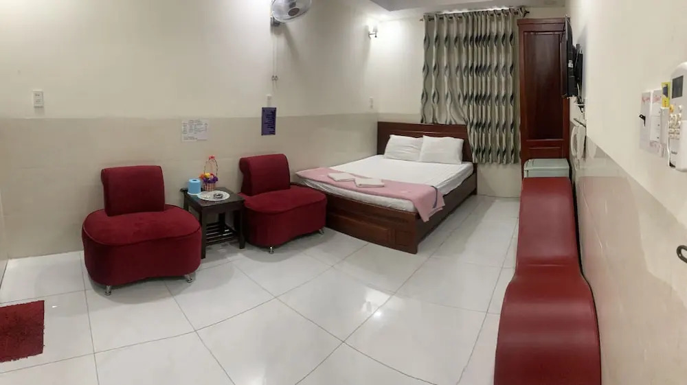 Ngoc Quy Hotel
