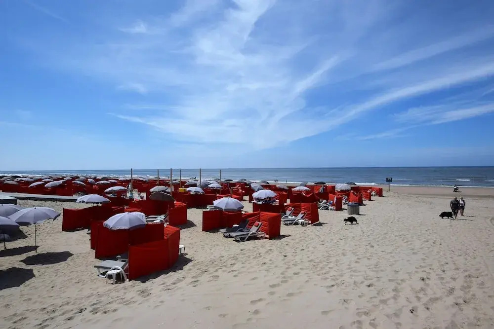 Luxurious Holiday Home with Hot Tub in Noordwijk