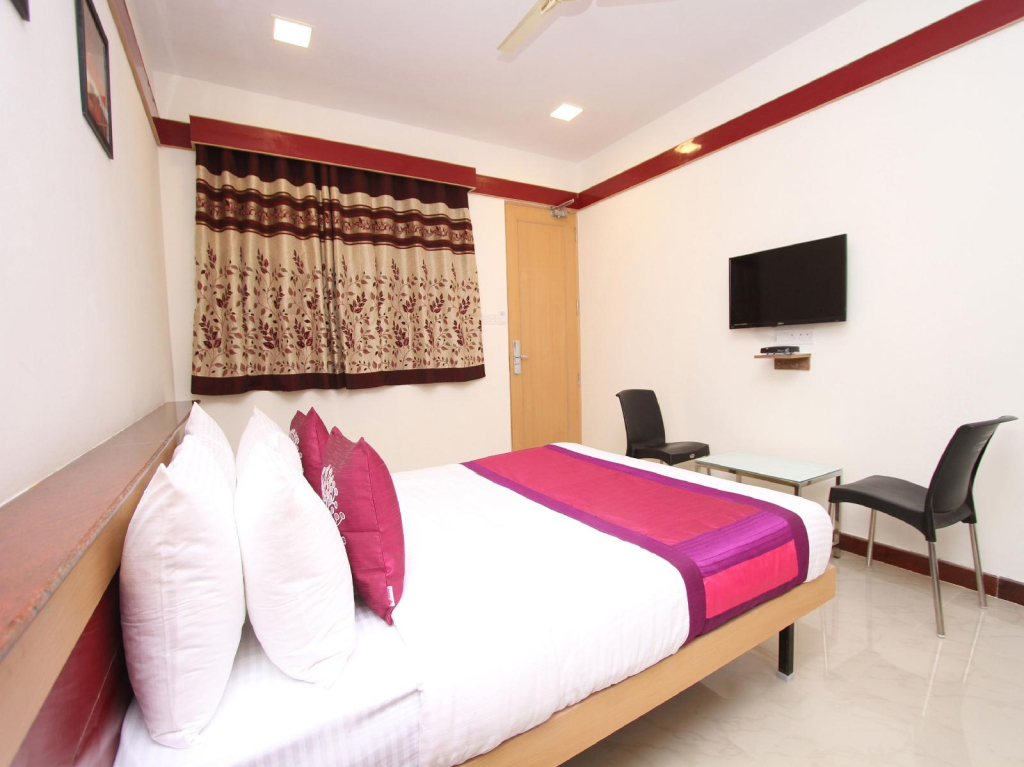 OYO  Capital O 4645 Span Suites