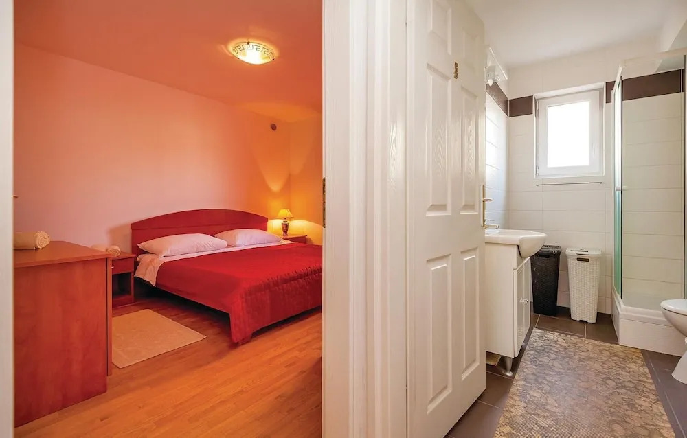 Amazing Home in Cizici With Wifi and 2 Bedrooms