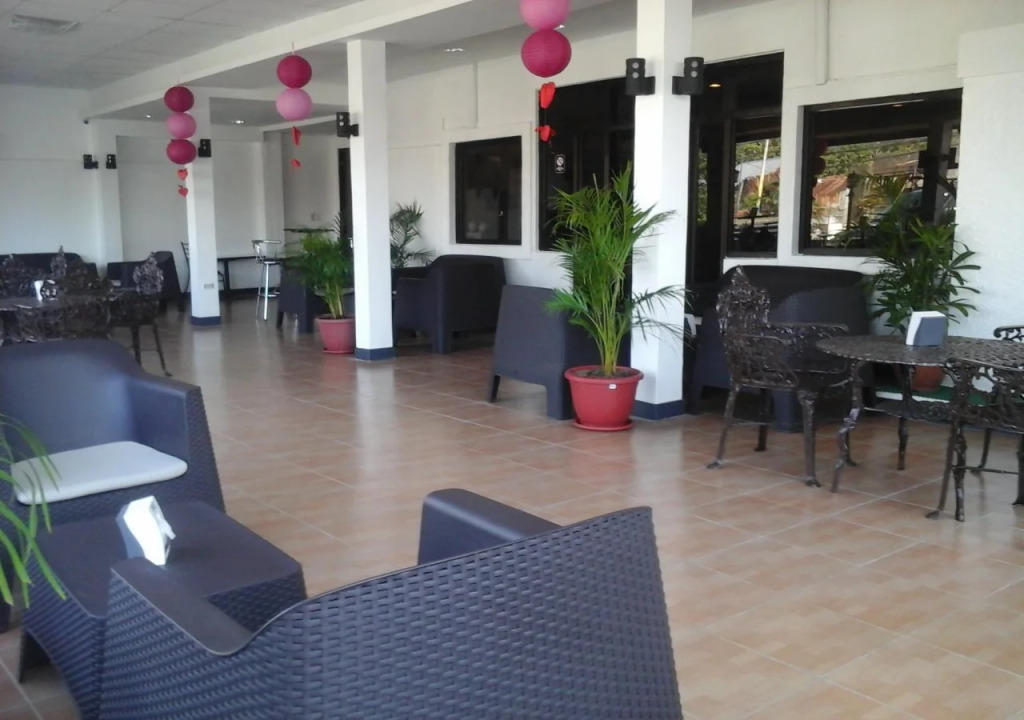 Flamingo Hostel