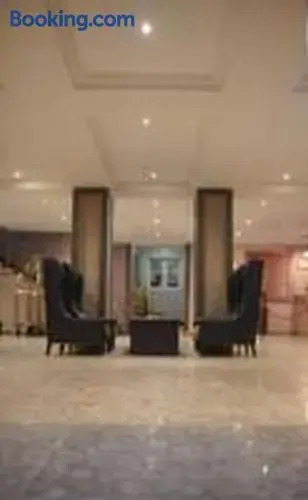 Christine Hotel - Christine Monarch