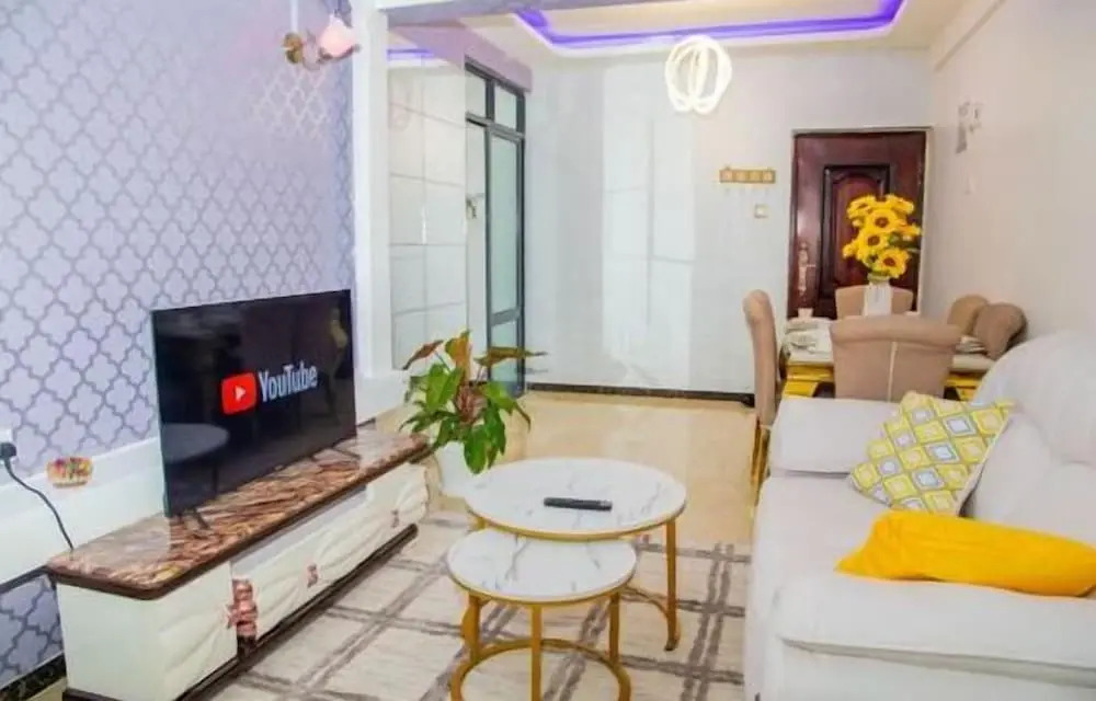 Cobot Suites Marcus Garden
