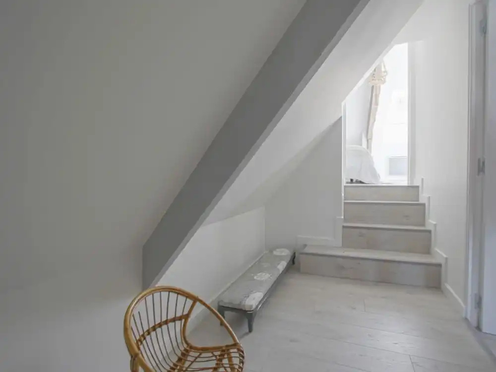 Comfy Apartment in Bayeux. Communal Terrace/livingroom and Kitchen