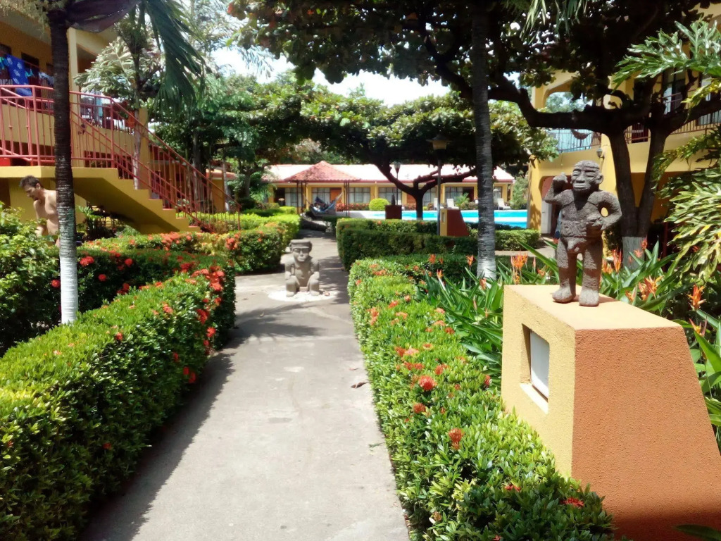 Hotel & Villas Huetares