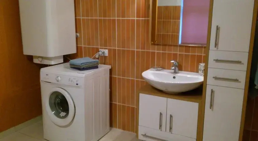 Apartments Locu 5