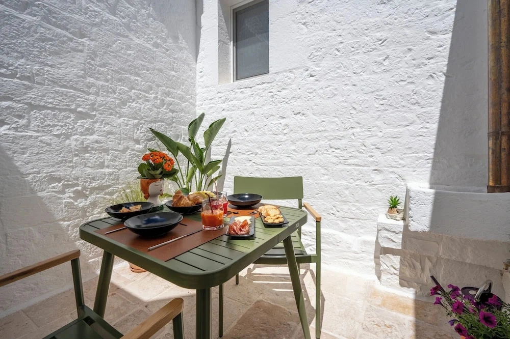 Naiira Luxury Trullo