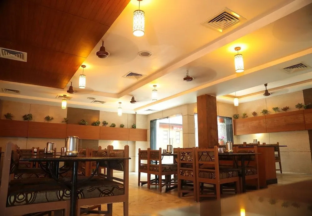 Hotel Kasi's Inn