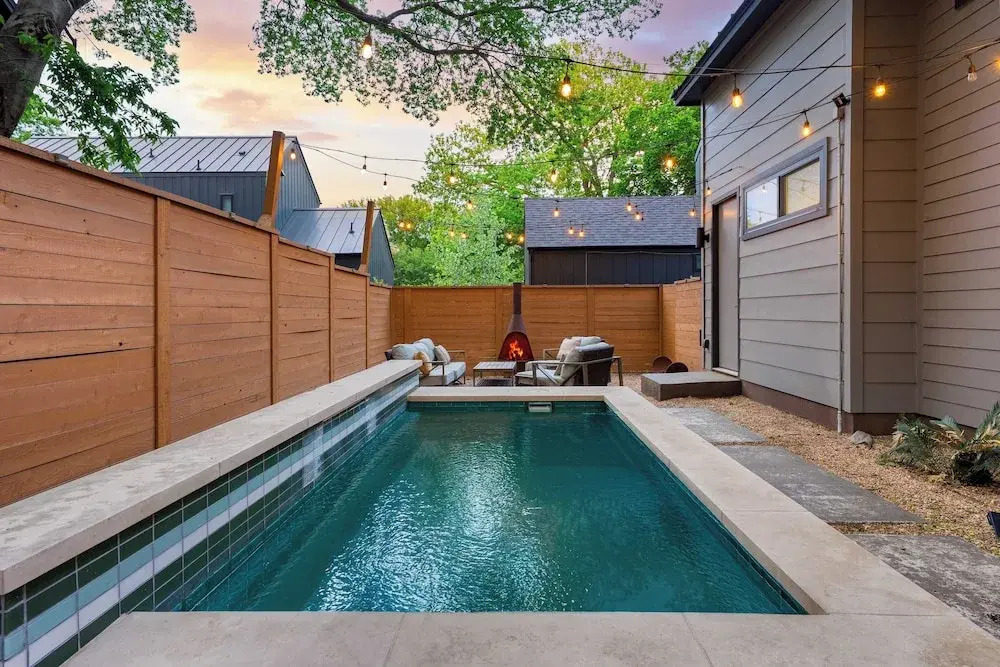 Private Pool, Firepit, Patio Steps to East Austin Dining, Music, Art, Murals