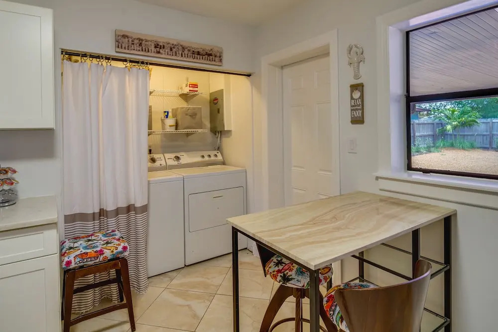 Melbourne Escape w/ Screened Patio, Near Beaches!