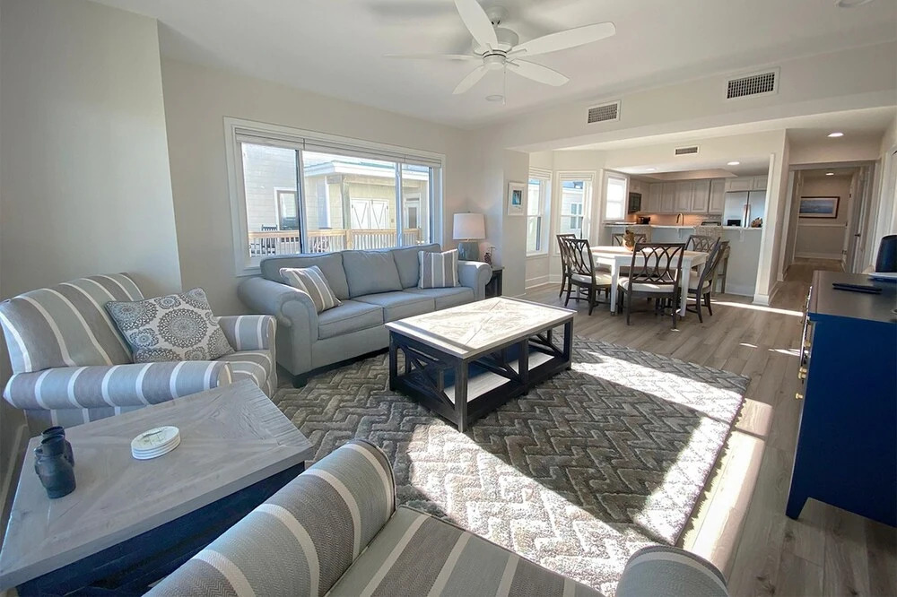 Aqua Vista by Sea Scape Properties