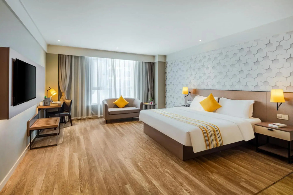 Homeinn Plus Hotel (Changzhi Bayi Square Weiyuanmen Middle Road)