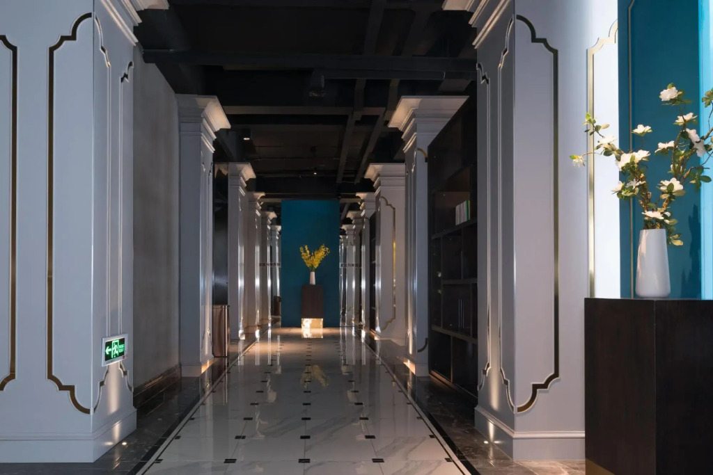 Aiju Hotel (Yingkou Bayuquan District Moon Lake Park Branch)