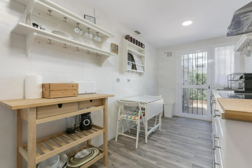 Casa el Olivo by Finest Rentals
