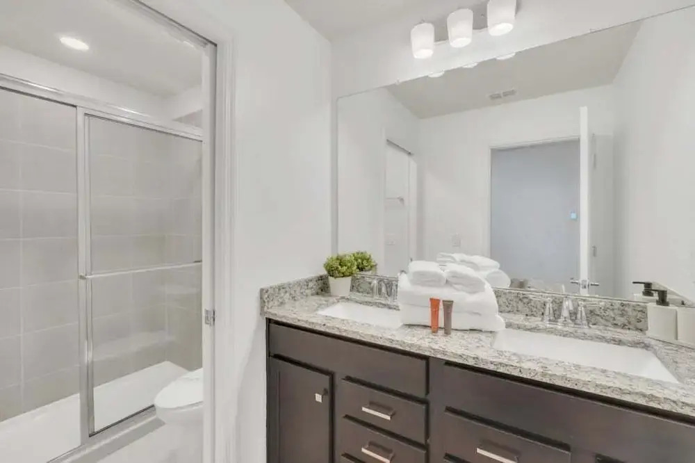10 BED - 8 BATH Villa Gamesroom & Pool 16284Saint villa