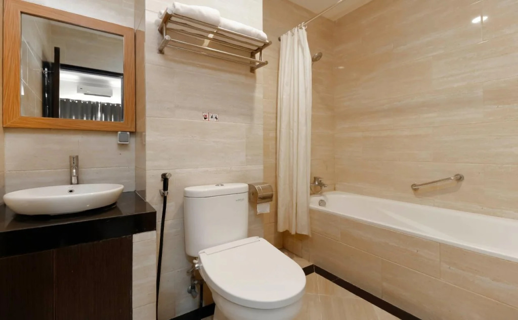 Tiatira Kencana Hotel