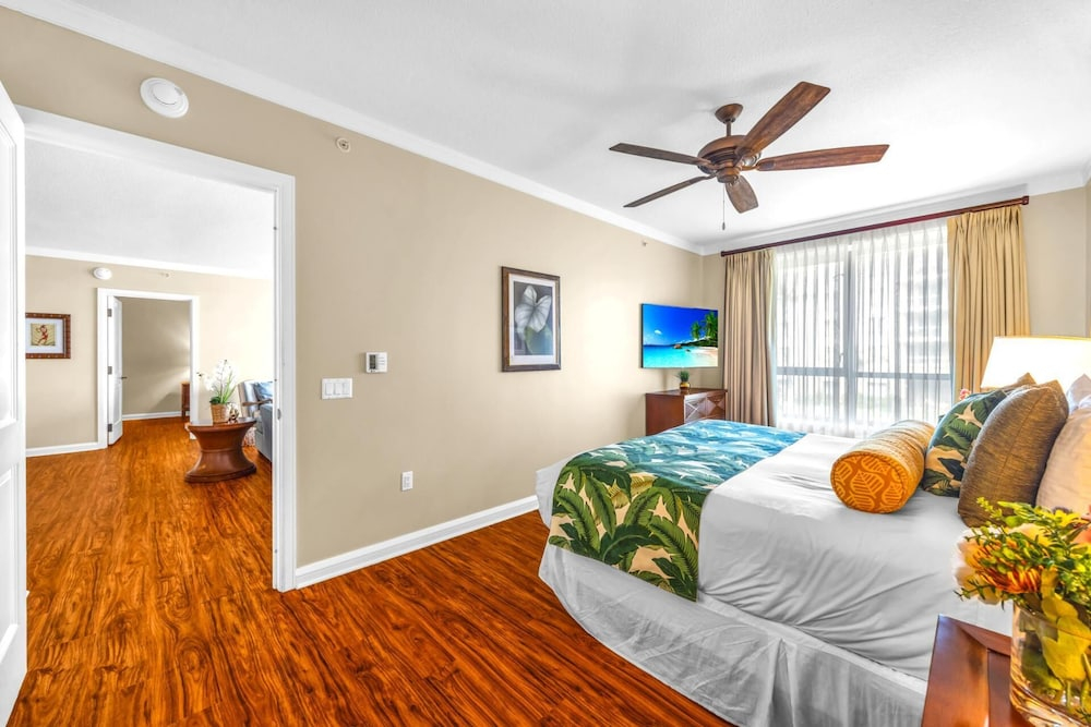 Honua Kai 2 Free Cars KBM Resorts Front Alii Suite 2 Units, 4 Bedrooms HK Ml-3158