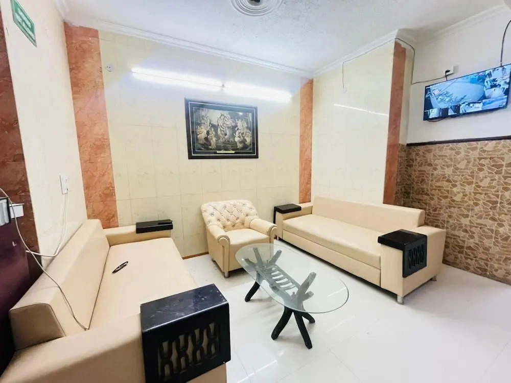 Roomshala Vasant Villas- ILBS Hospital