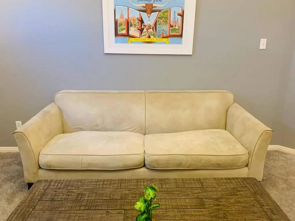Amazing House to Relax & Enjoy Austin - King Bed, Huge TV, Near Park & Shopping