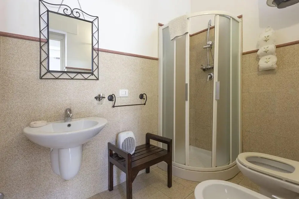 Salomone Apartment 15 With Terrace by Wonderful Italy