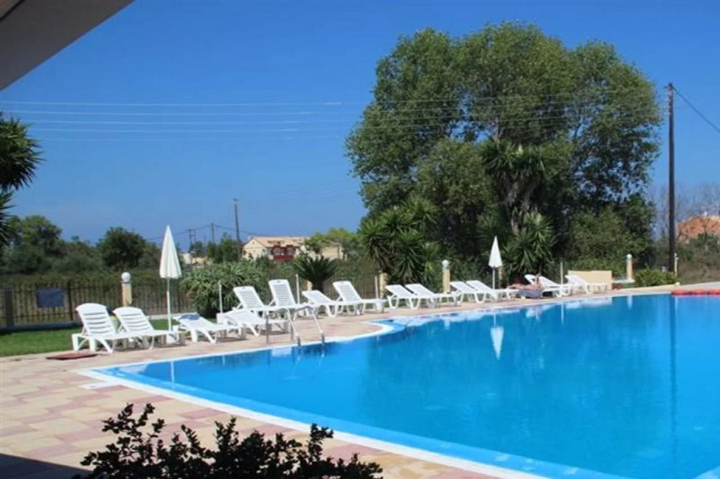 Asprokavos beach apartment and studio