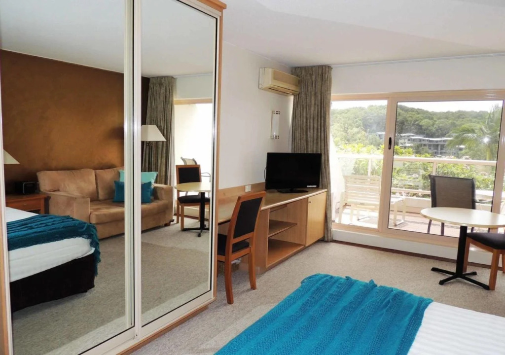 Charlesworth Bay Beach Resort