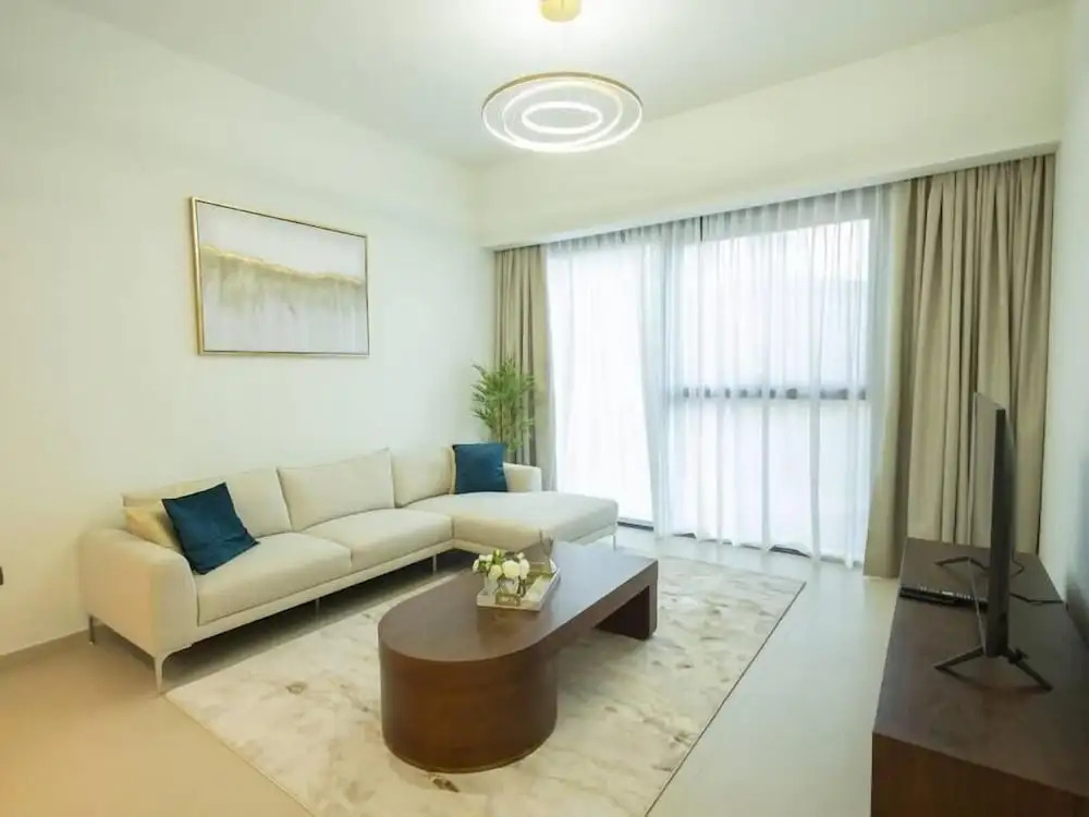 Mh- Modern 1-bedroom Abode Ref - 4004