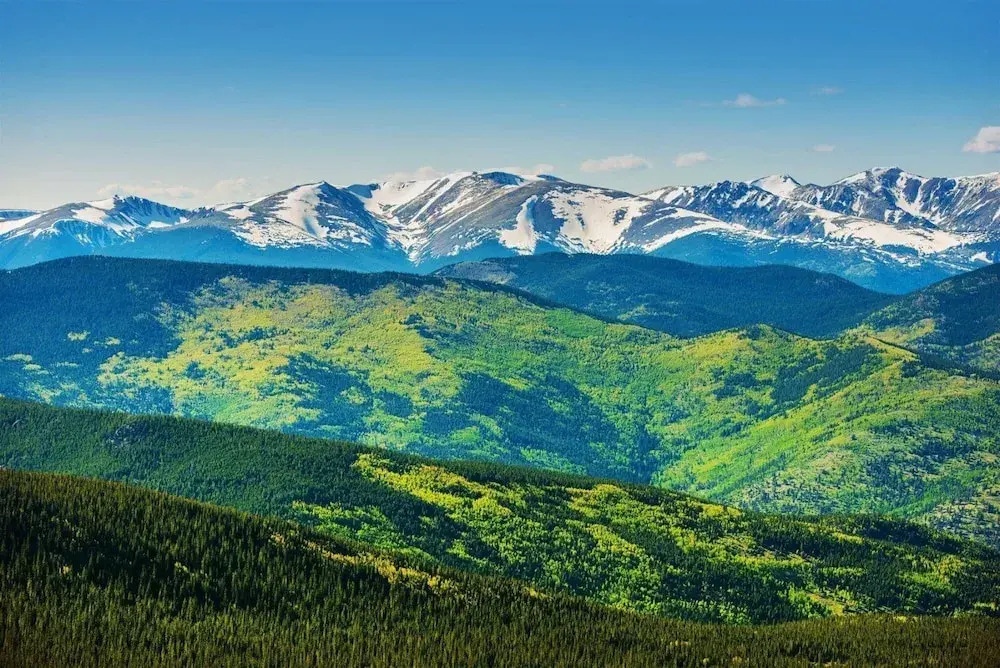 3 Bedroom Mountain Vacation Rental on Historic Downtown Main Street Within Walking Distance to Peak 9 Gondola
