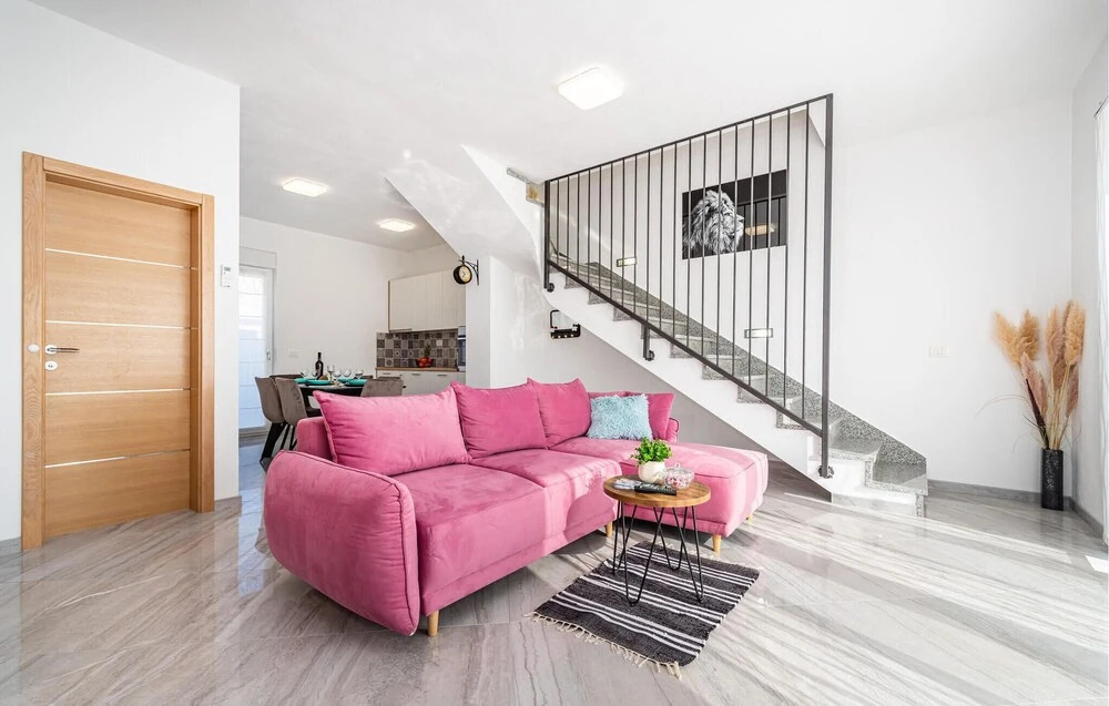 Luxurious Home In Maslenica