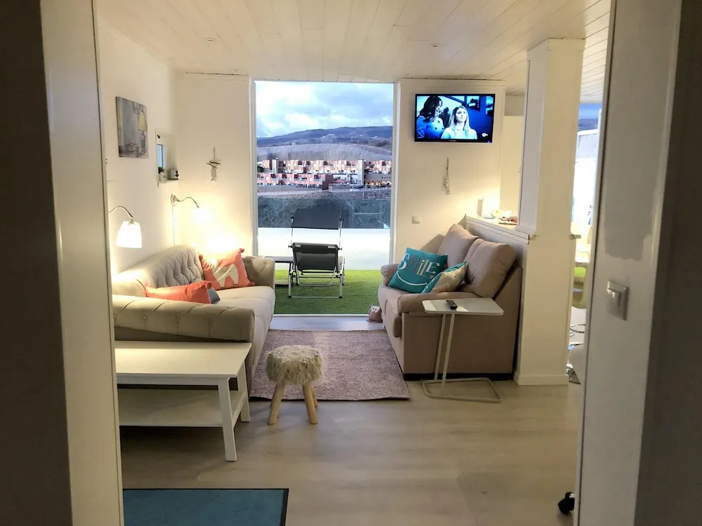 Apartment with 2 Bedrooms in Mogán, with Wonderful Sea View, Pool Access, Furnished Garden
