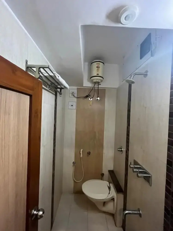 Hotel Golden Plaza surat