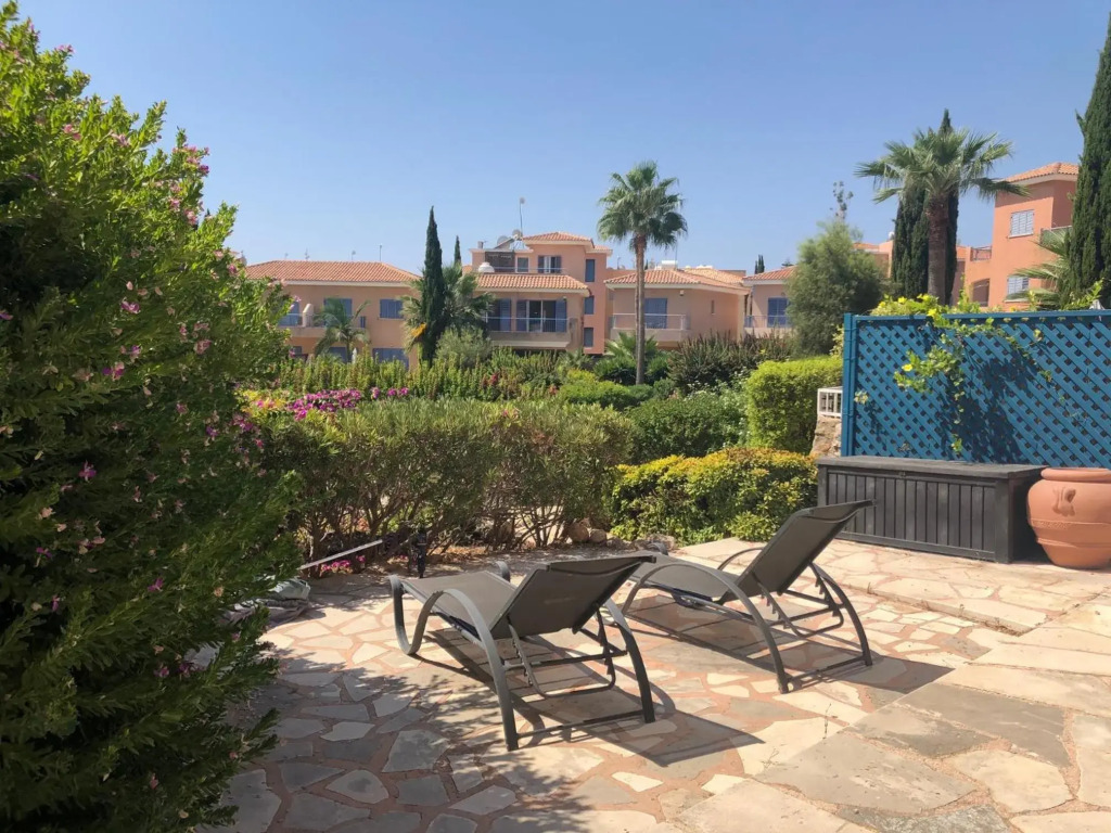 Limnaria Villas - stylish ground floor apartment