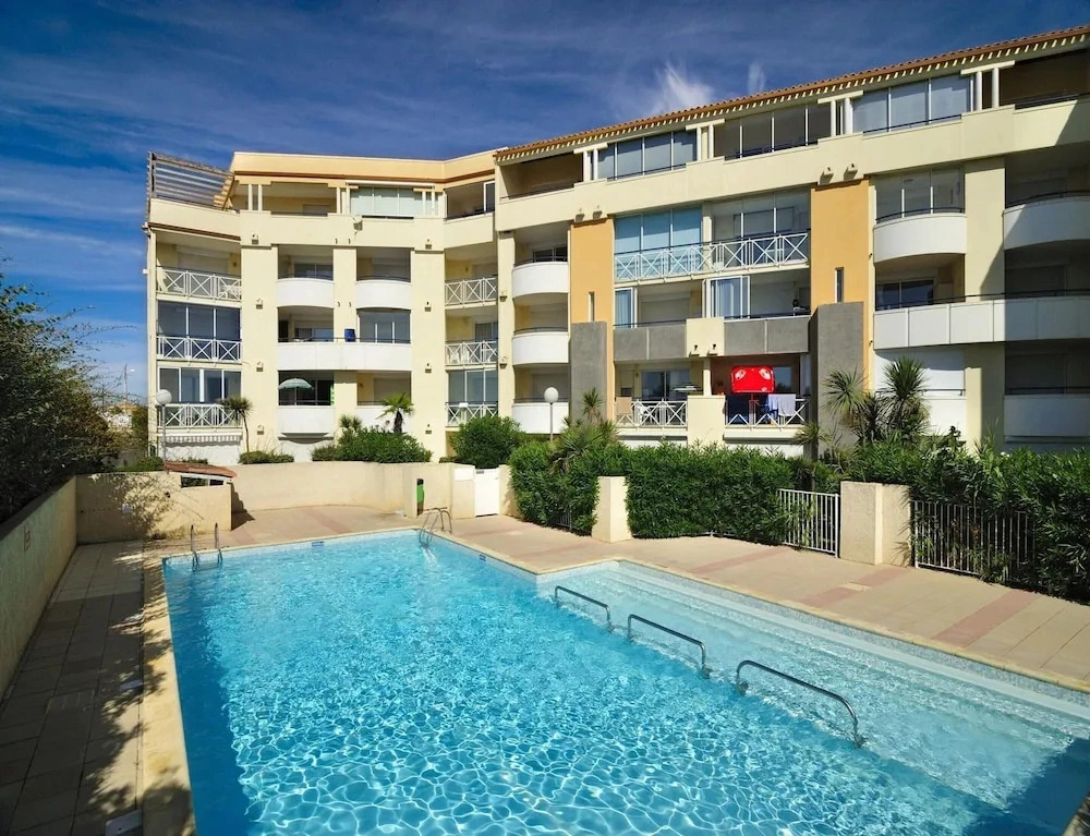 Spacious Coastal Stay for 8 in Cap Dagde