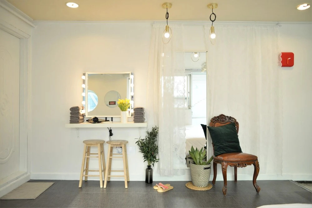 Orange Mango Cherry Party House