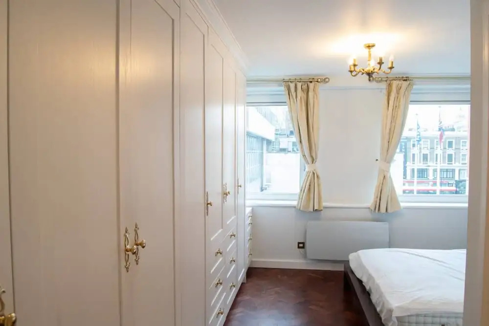 Spacious Holborn Apartment Close to Tube