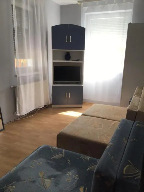 4 Lurkó Apartman Új