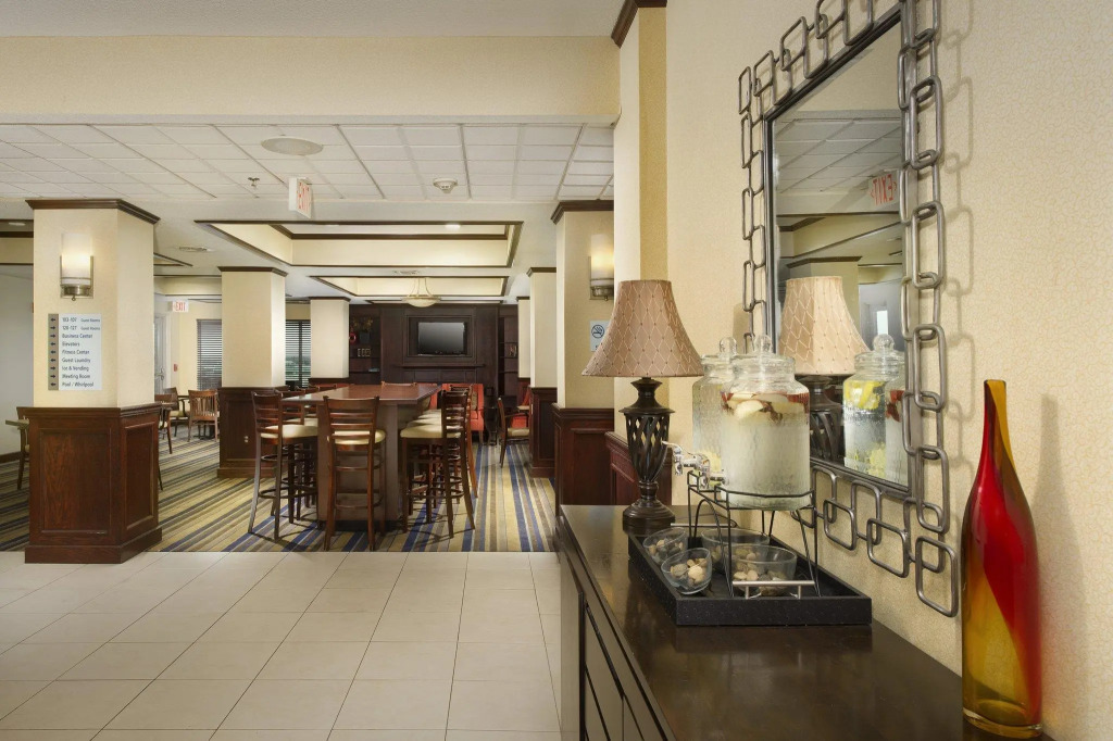 Holiday Inn Express & Suites San Antonio West Sea World Area by IHG