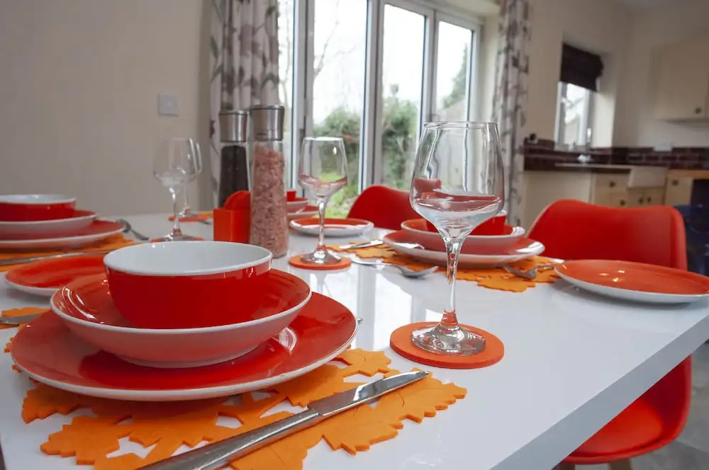 NEW Stunning 3BD House Central Ashford Sleeps 6!