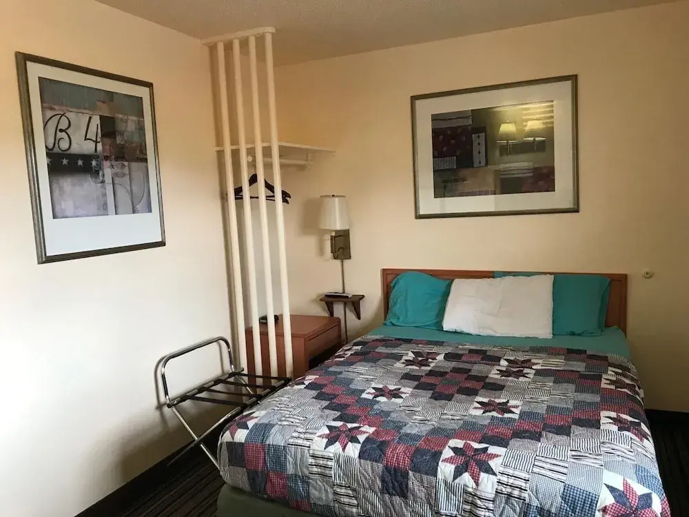Blue Mountain Motel