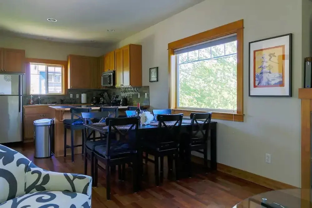 Seattle Vacation Home: The Chalet