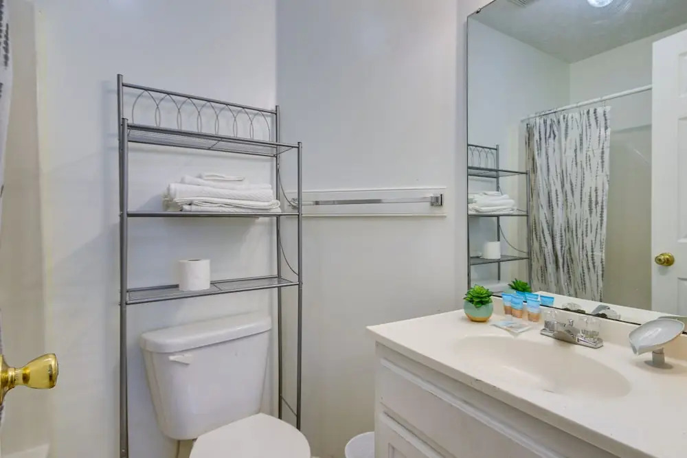 Quaint Orangeburg Townhome Near Hospitals & Campus